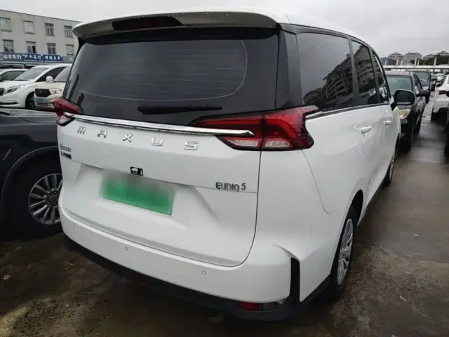 Maxus EUNIQ 5 — Фото автомобиля 6