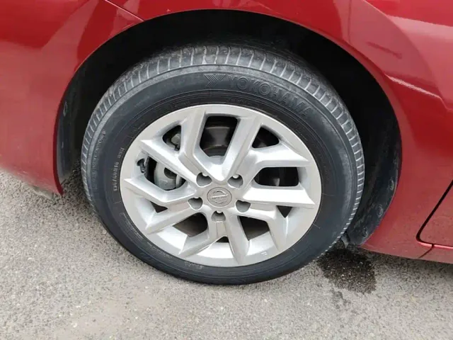 Nissan Tiida — Фото автомобиля 22