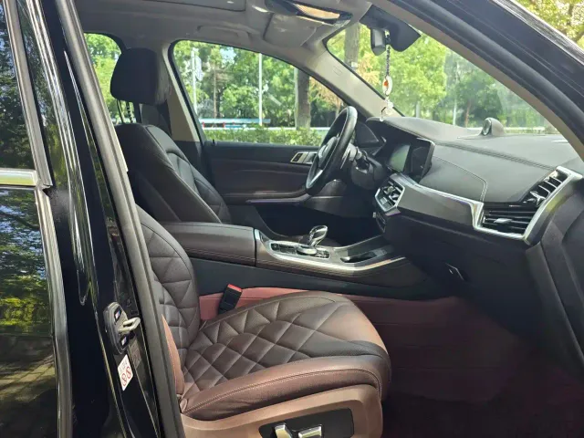 BMW X5 — Фото автомобиля 7