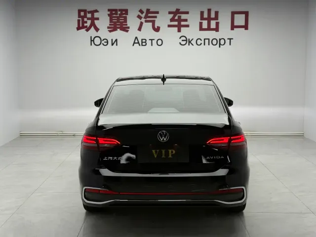 Volkswagen Lavida — Фото автомобиля 5