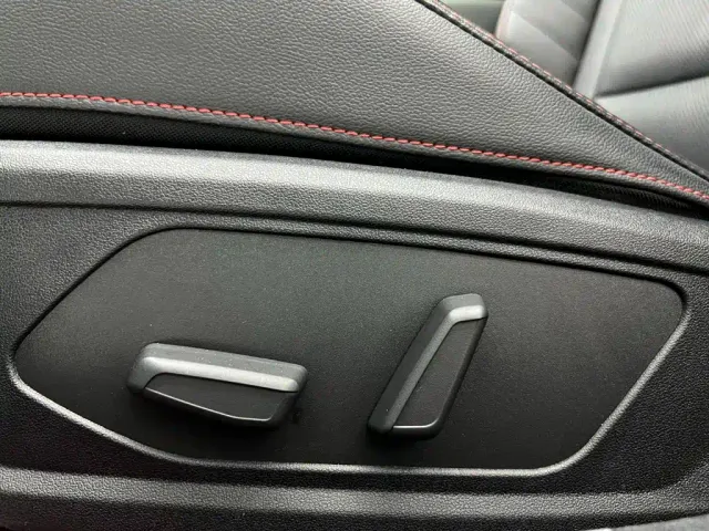Hyundai Elantra — Фото автомобиля 6