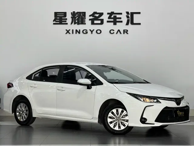 Toyota Corolla — Фото автомобиля 3