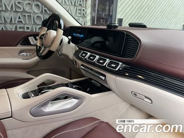 Mercedes-Benz GLS-Class — Фото автомобиля 15