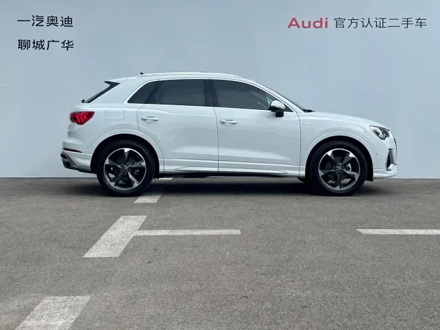 Audi Q3 — Фото автомобиля 3