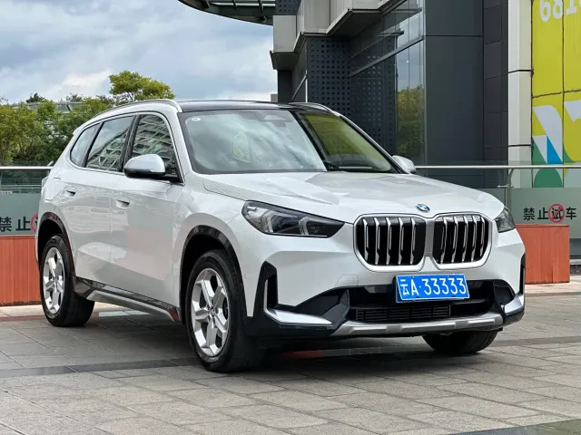 BMW X1 — Фото автомобиля 3