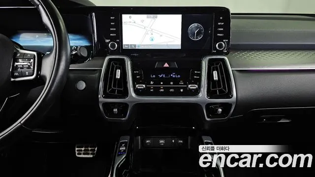 Kia Sorento Sorento 4-е поколение Бензин 2.5T 2WD — Фото автомобиля 10