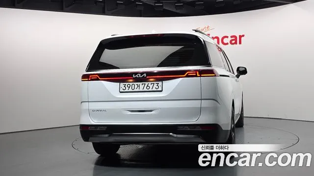 Kia Canival Carnival 4 поколение 7 мест Signature — Фото автомобиля 4