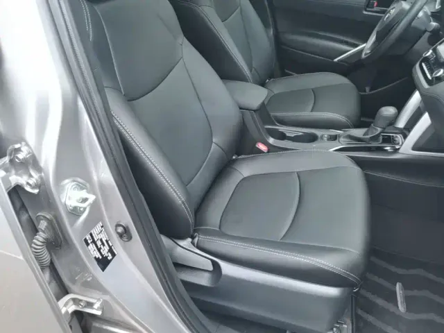 Toyota Corolla Cross — Фото автомобиля 24