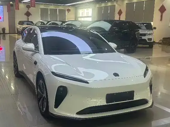 Nio ET5 Touring — Фото автомобиля 12
