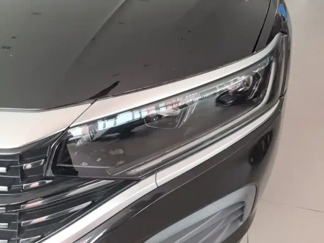 Volkswagen Passat — Фото автомобиля 23