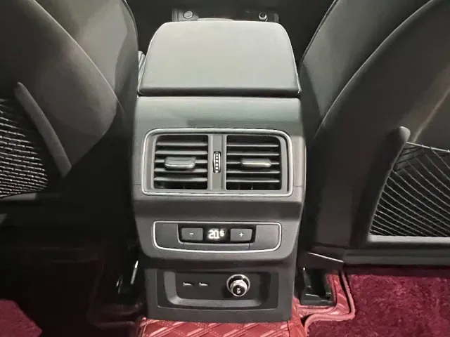 Audi Q5L — Фото автомобиля 18