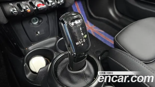 MINI Cooper Convertible — Фото автомобиля 12