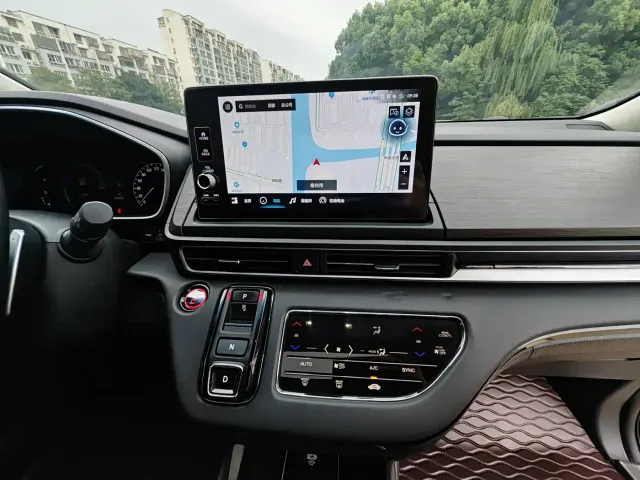 Honda Odyssey — Фото автомобиля 9