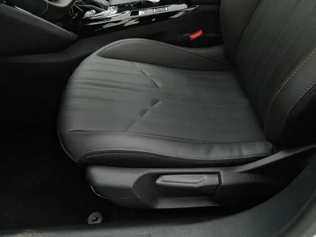 Peugeot 2008 — Фото автомобиля 20