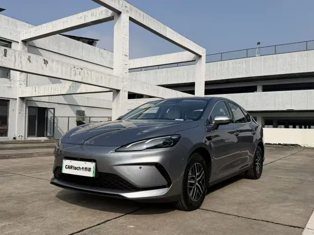 Фотография автомобиля — BYD Seal 05 DM-i