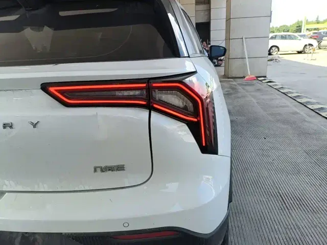 Geely Geometry E Firefly — Фото автомобиля 7