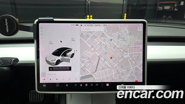 Tesla Model 3 — Фото автомобиля 14