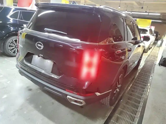 GAC Trumpchi GS8 — Фото автомобиля 6