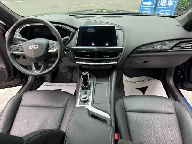 Cadillac CT5 — Фото автомобиля 13