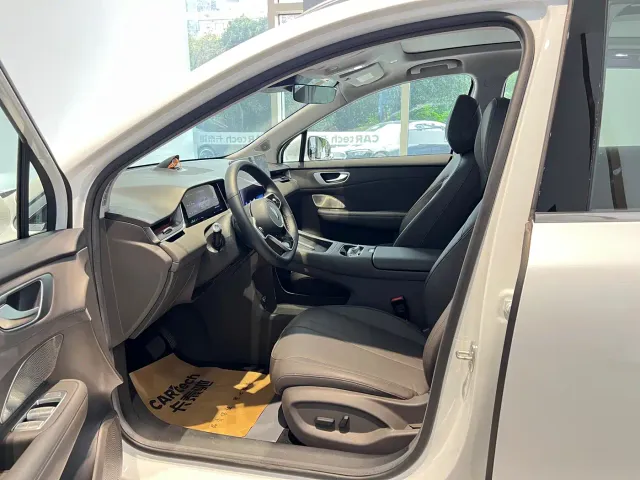 Shangjie SUV — Фото автомобиля 12