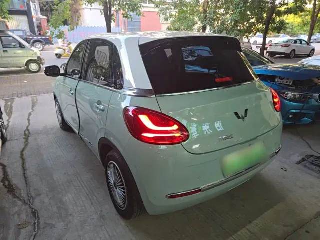 Wuling Bingo — Фото автомобиля 4