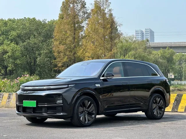Фотография автомобиля — Li Auto L7