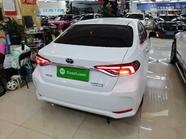 Toyota Corolla — Фото автомобиля 6