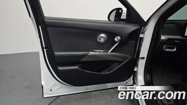 Genesis GV60 — Фото автомобиля 18