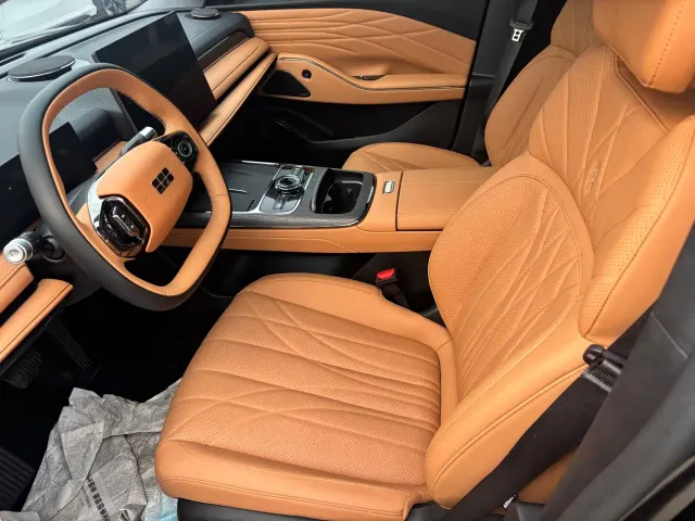 Geely Galaxy Xingyao 8 — Фото автомобиля 4