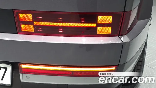 Hyundai Santa Fe MX5 — Фото автомобиля 8