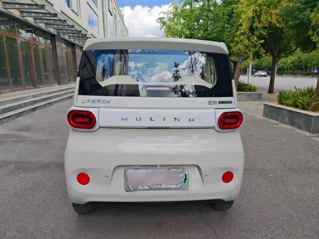 Wuling Hongguang Mini EV — Фото автомобиля 13