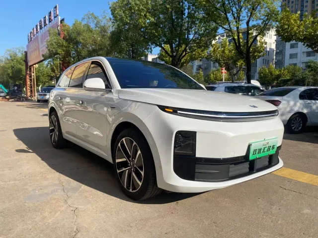 Li Auto L6 — Фото автомобиля 3