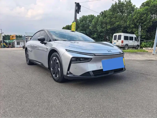 Xpeng P7+ — Фото автомобиля 3