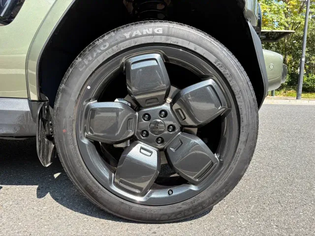 iCAR V23 — Фото автомобиля 15