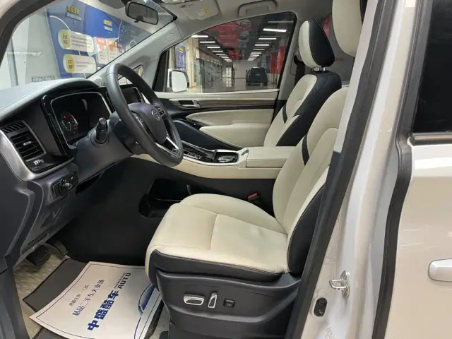 GAC Trumpchi M8 — Фото автомобиля 8