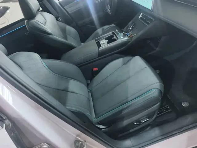 BYD Qin L — Фото автомобиля 24