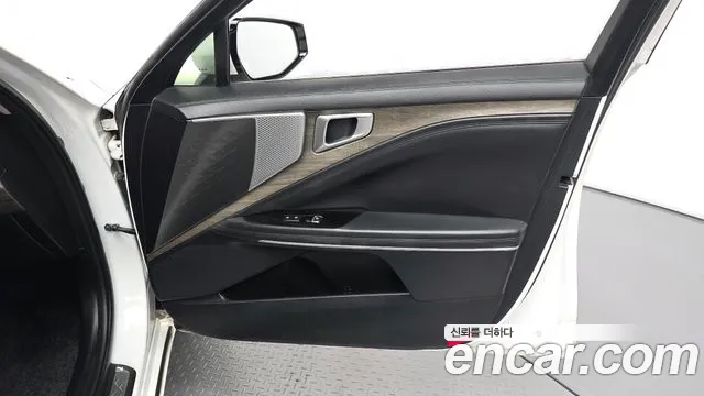 Kia K8 — Фото автомобиля 13