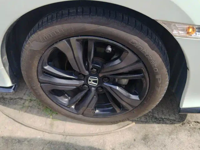 Honda Civic 2021 Hatchback 220TURBO CVT Sport — Фото автомобиля 6