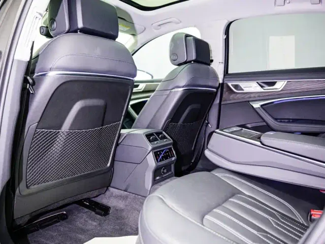 Audi A6L — Фото автомобиля 17