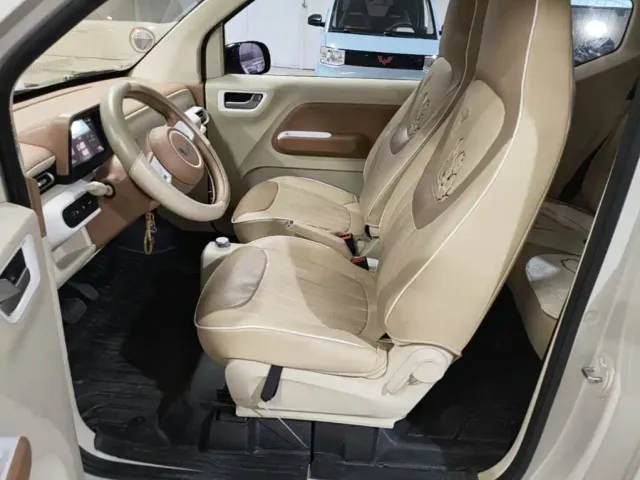 Wuling Hongguang Mini EV — Фото автомобиля 14