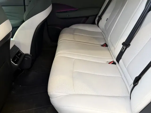 Nissan N7 — Фото автомобиля 12