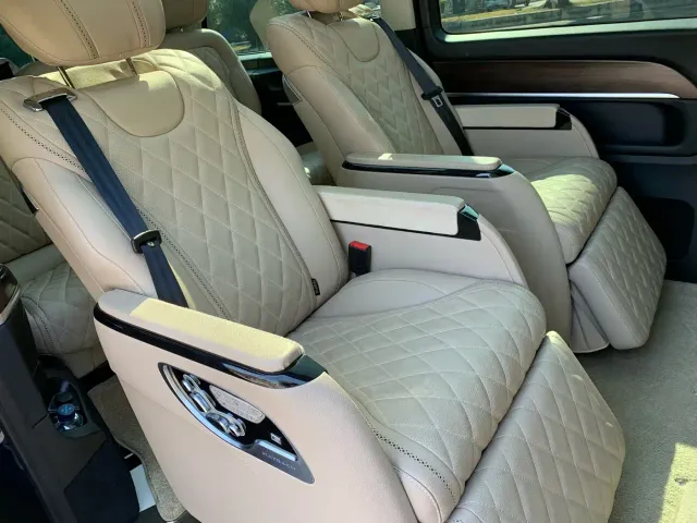 Mercedes-Benz V-Class — Фото автомобиля 28