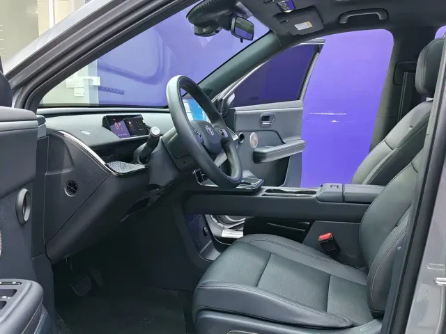 Toyota BoZhi 3X — Фото автомобиля 8