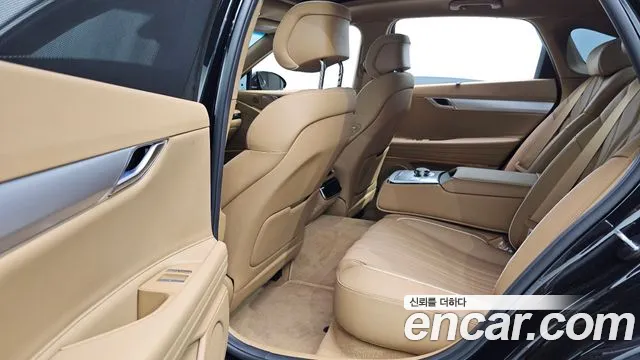 Genesis G80 Бензин 2.5 турбо AWD — Фото автомобиля 12