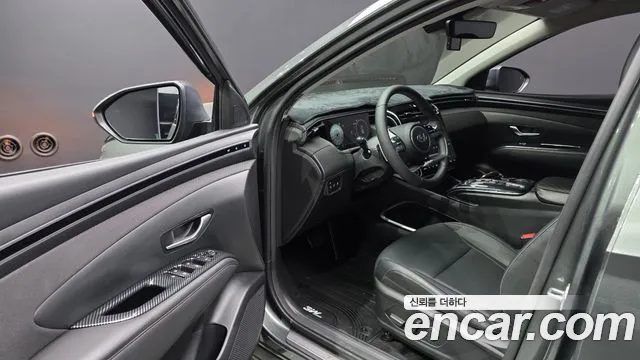 Hyundai Tucson Tucson (NX4) Бензин 1.6 турбо 2WD — Фото автомобиля 10