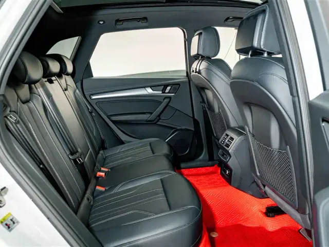 Audi Q5L — Фото автомобиля 20