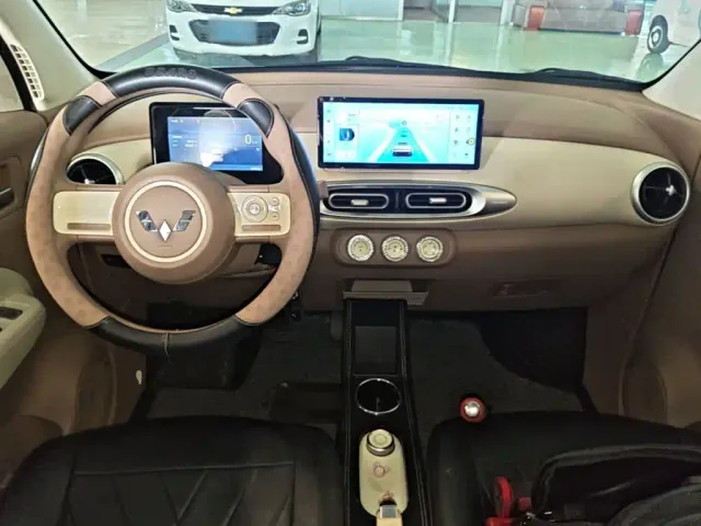 Wuling Hongguang Mini EV — Фото автомобиля 9