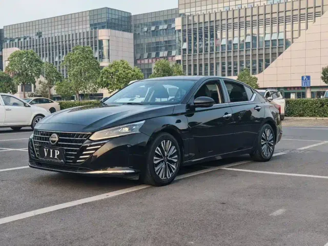 Фотография автомобиля — Nissan Teana