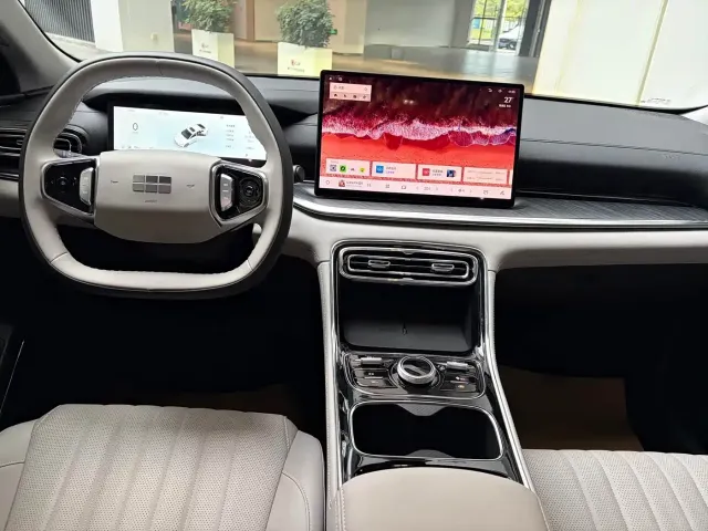 Geely Galaxy Stellar 6 — Фото автомобиля 9