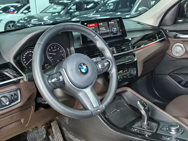 BMW X1 — Фото автомобиля 10
